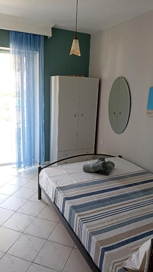 VI Home Pefkochori Buitenkant foto